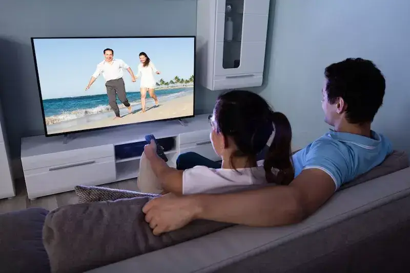 IPTV France : préparer une installation accessible pour un proche peu habitué aux applications